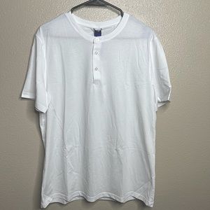 Kit and Ace - Ace Henley Tee size large - NWT